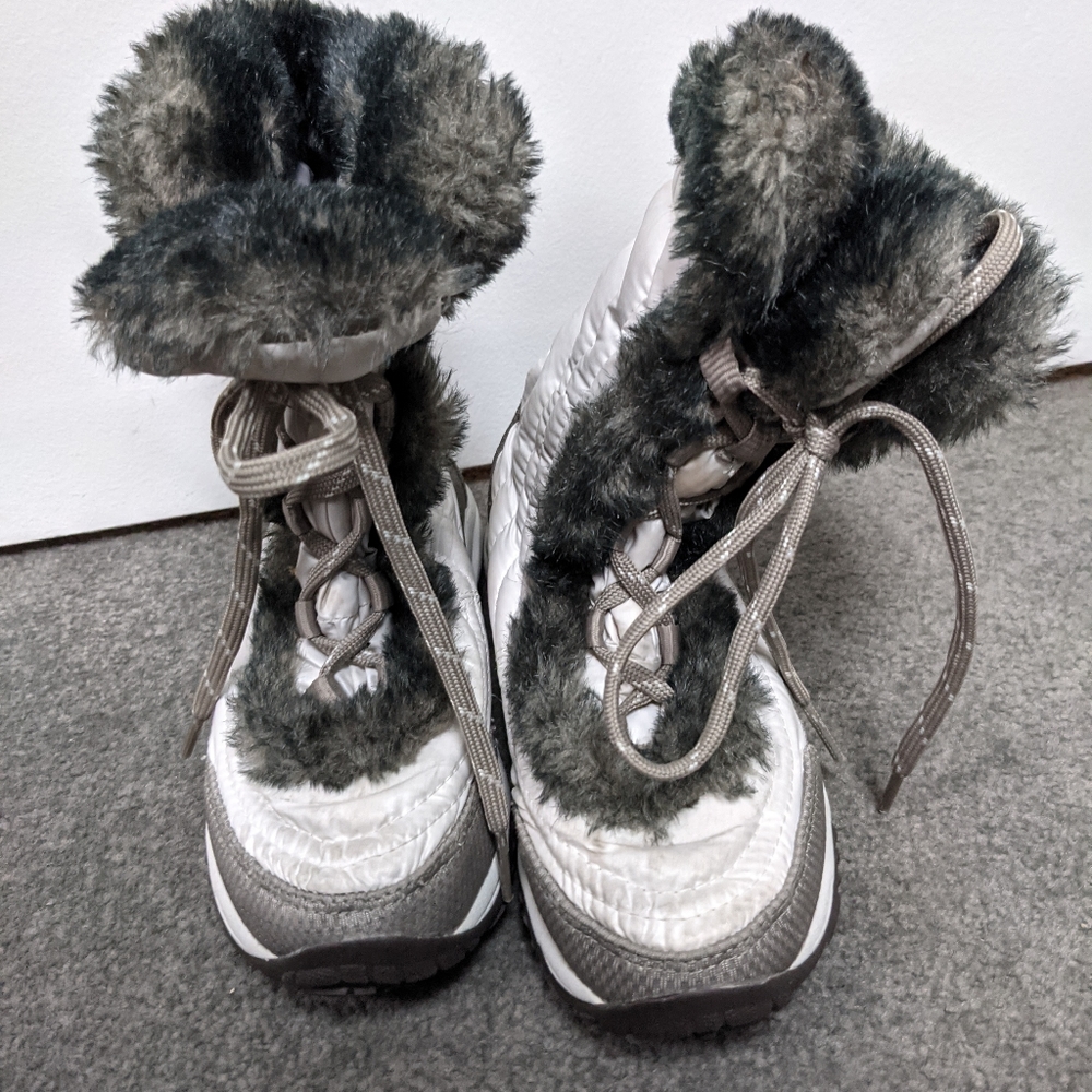 The North Face girls snow boots